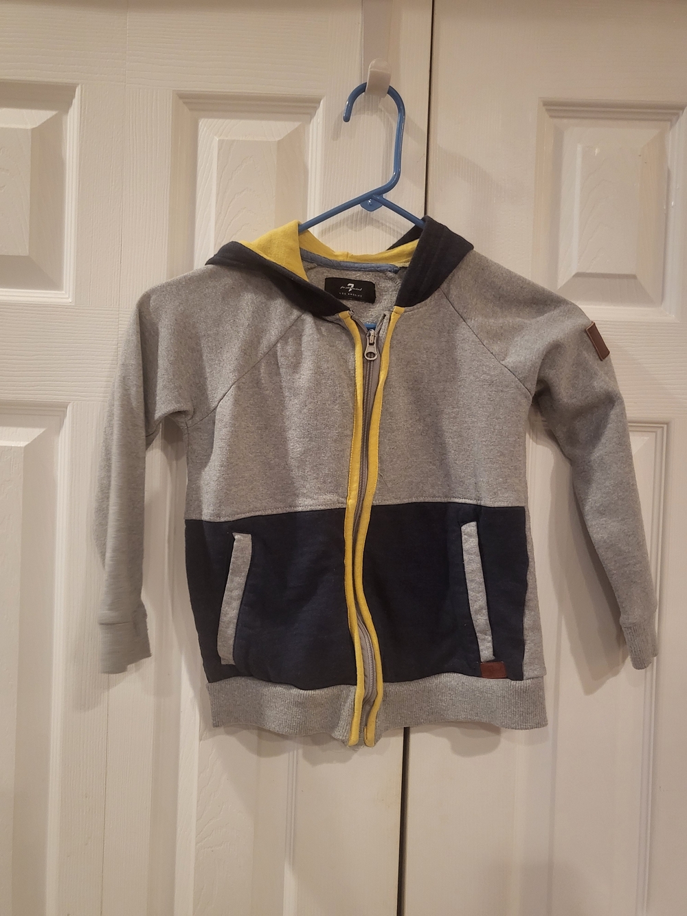 7 For All Mankind Kids Colorblock Zip-Up Hoodie (Fits Size 5/6)